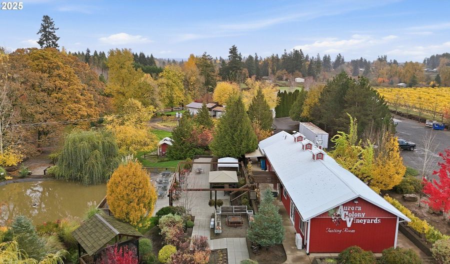 21358 OAK Ln, Aurora, OR 97002 - 3 Beds, 2 Bath