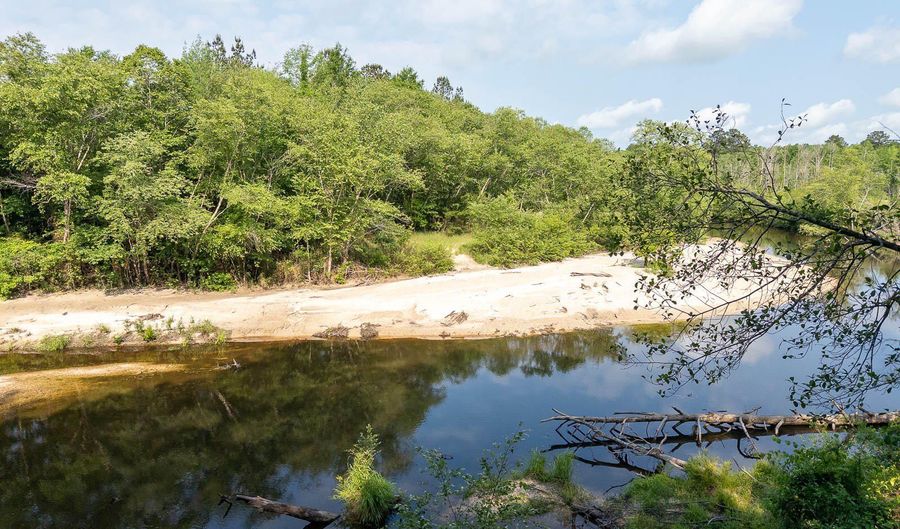 10 AC +/- Gravel Pit Lake Rd, Beaumont, MS 39423 - 0 Beds, 0 Bath