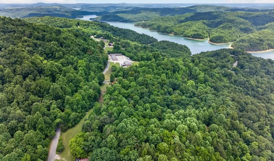 802 Livingston Boat Dock Rd, Allons, TN 38541 - 3 Beds, 2 Bath