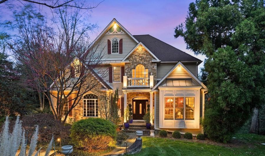 982 STONINGTON Dr, Arnold, MD 21012 - 5 Beds, 5 Bath