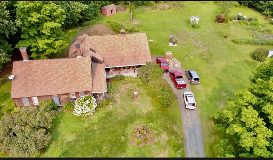 422 Dudley Rd, Alton, NH 03809 - 4 Beds, 2 Bath