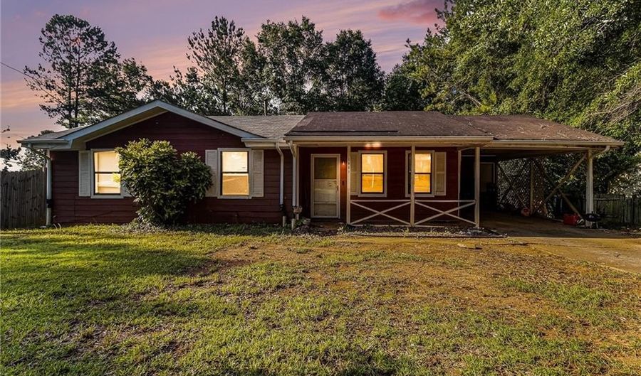 3953 Dalhouise Ln, Decatur, GA 30034 - 3 Beds, 2 Bath
