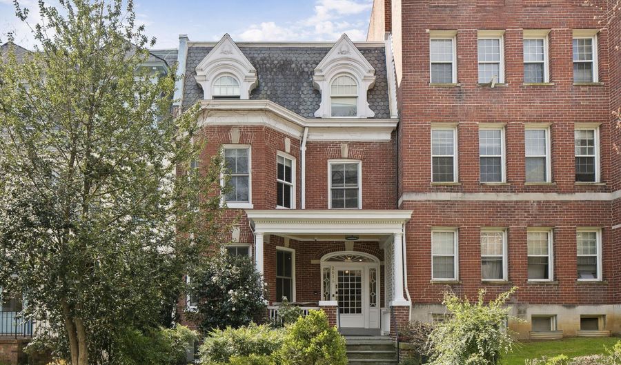 2616 CATHEDRAL Ave NW, Washington, DC 20008 - 5 Beds, 4 Bath