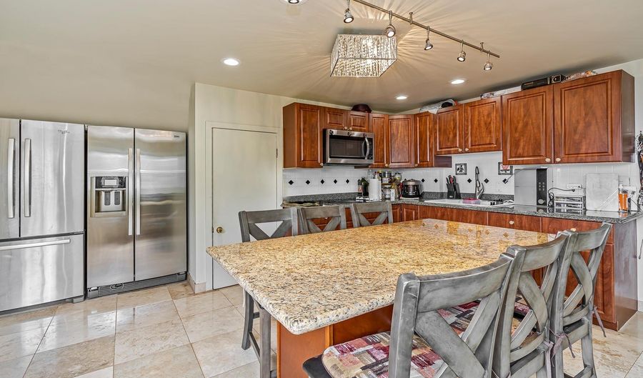 92-597 Mehani Pl B, Kapolei, HI 96707 - 2 Beds, 2 Bath