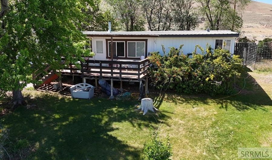 900 Challis Creek Rd, Challis, ID 83226 - 4 Beds, 2 Bath