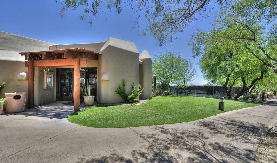 1018 N BOULDER Dr, Carefree, AZ 85377 - 3 Beds, 4 Bath