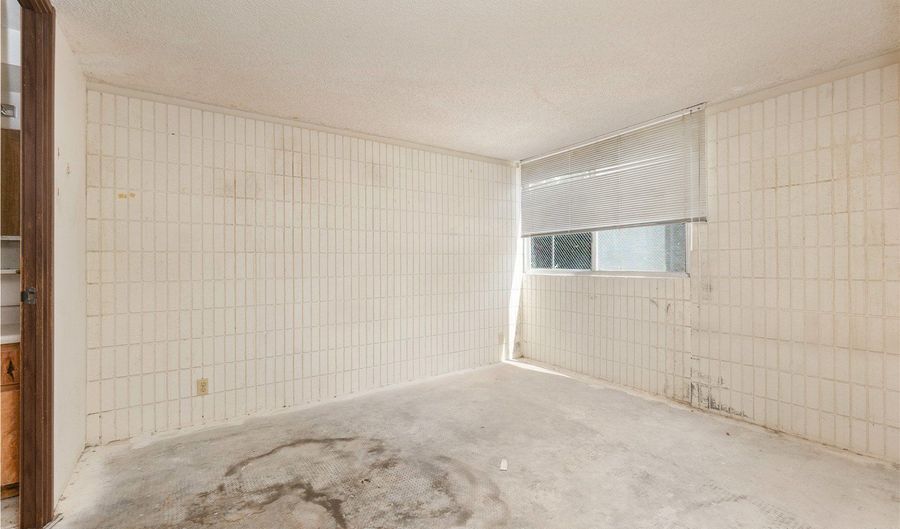 1720 Huna St B206, Honolulu, HI 96817 - 3 Beds, 2 Bath