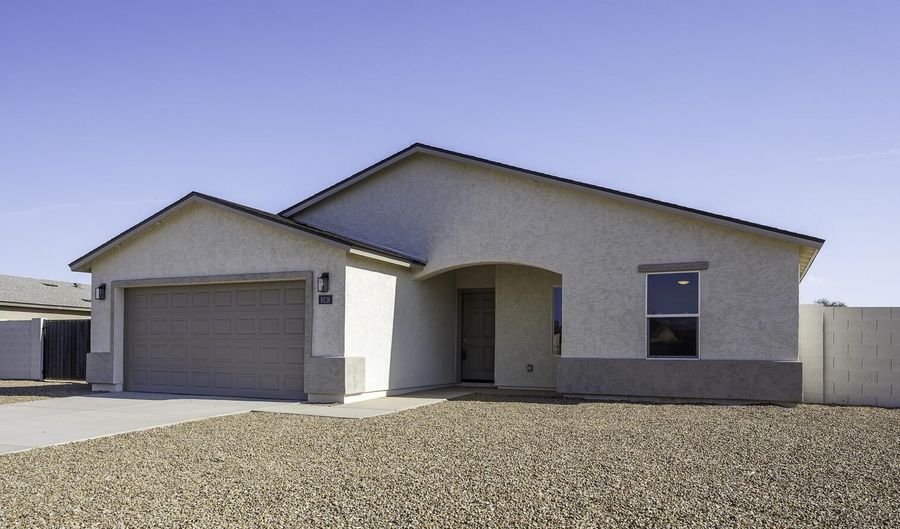 9216 W SWANSEA Dr, Arizona City, AZ 85123 - 3 Beds, 2 Bath