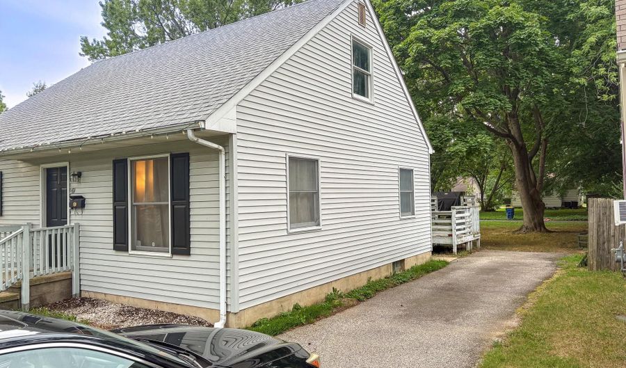 49 N HALSEY Rd, Dover, DE 19901 - 3 Beds, 2 Bath
