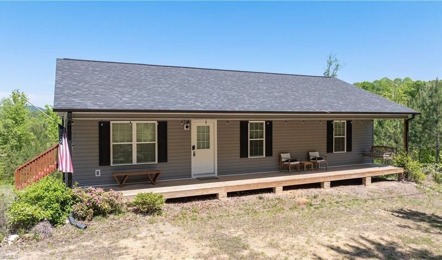 5280 Tabernacle School Rd, Asheboro, NC 27205 - 3 Beds, 2 Bath