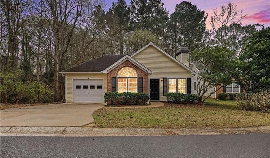169 Spring Lake Dr, Athens, GA 30605 - 3 Beds, 2 Bath
