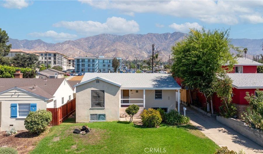 803 Morada Pl, Altadena, CA 91001 - 4 Beds, 2 Bath