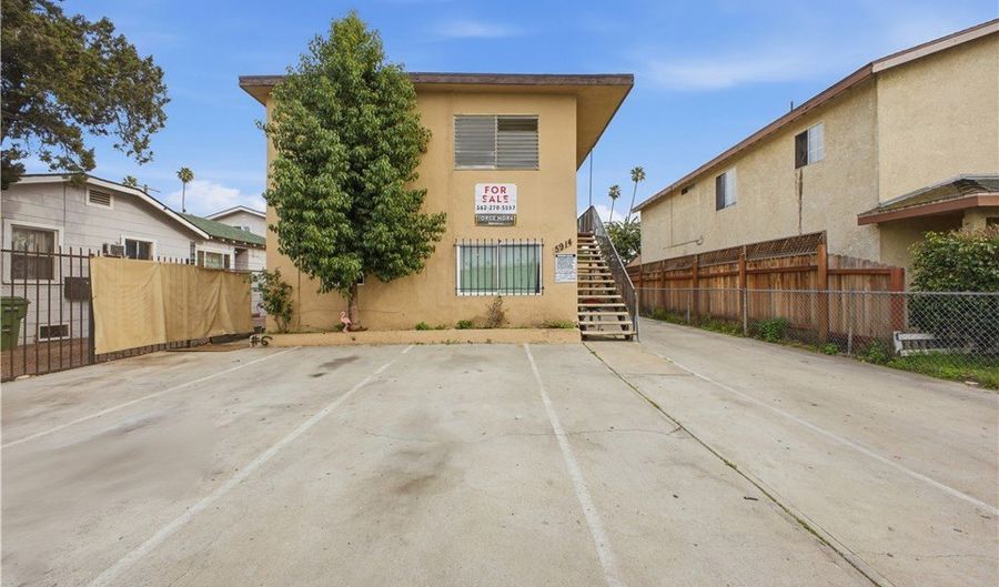 5914 S Hoover, Los Angeles, CA 90044 - 12 Beds, 0 Bath