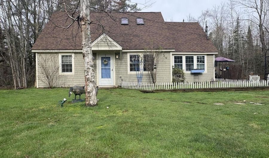 151 Tufts Rd, Belfast, ME 04915 - 3 Beds, 1 Bath