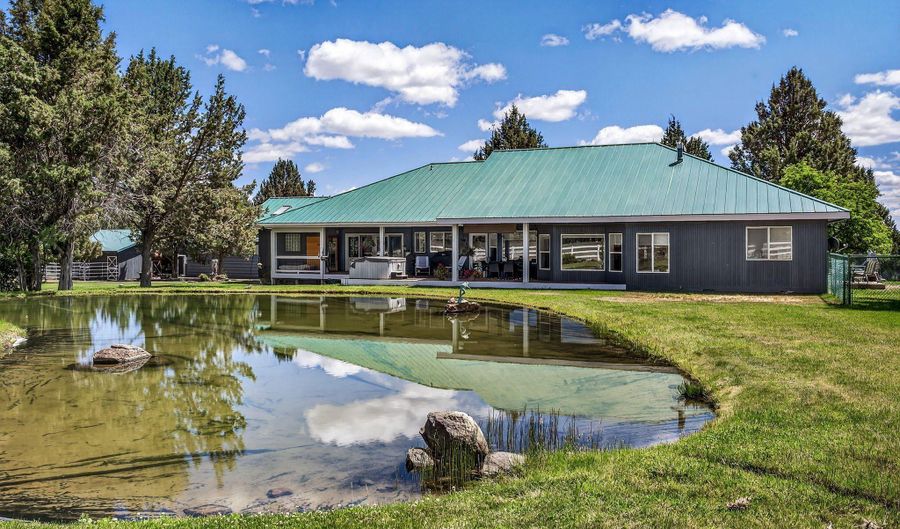 64629 Horseman Ln, Bend, OR 97703 - 4 Beds, 3 Bath
