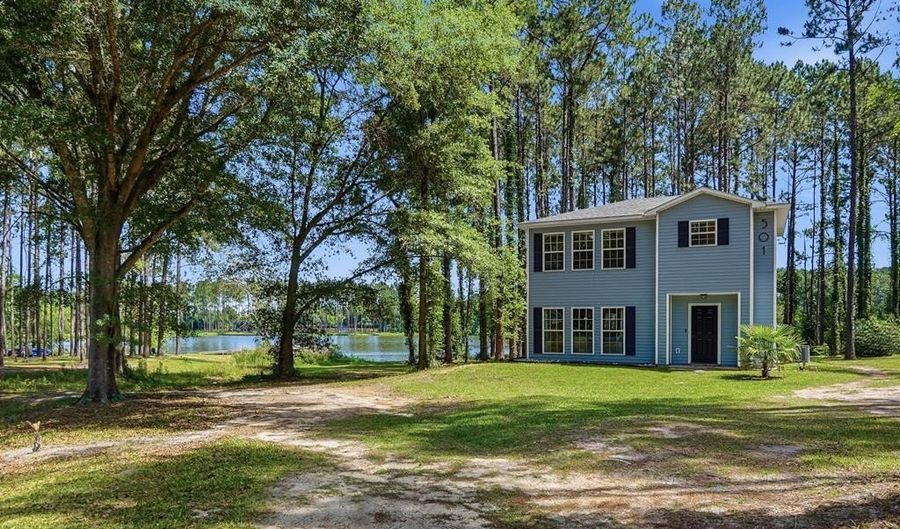 501 Southern Lks, Arabi, GA 31712 - 3 Beds, 2 Bath