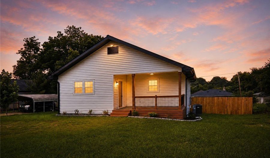 407 I St, Anderson, SC 29625 - 2 Beds, 2 Bath