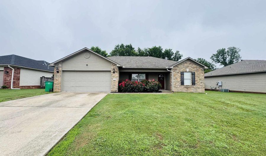 112 Seminole Cir, Austin, AR 72023 - 3 Beds, 2 Bath