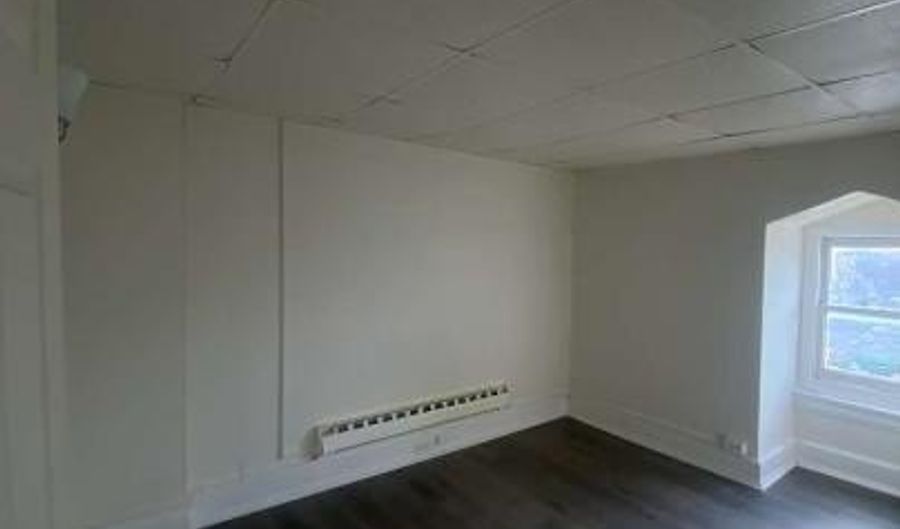 427 5 N 5th St 3, Allentown, PA 18102 - 1 Beds, 1 Bath