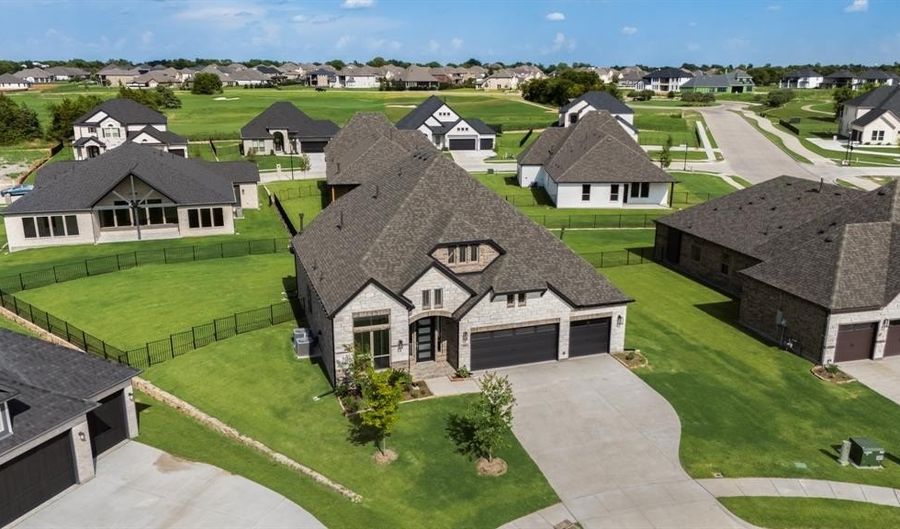 308 Big Antler Ct, Heath, TX 75032 - 4 Beds, 3 Bath