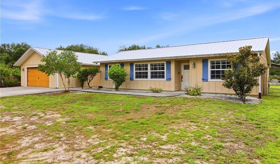2310 Abbott Ave, Alva, FL 33920 - 3 Beds, 2 Bath