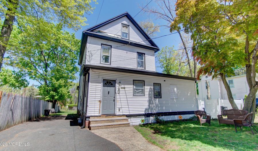 112 Chestnut Ave, Atlantic Highlands, NJ 07716 - 4 Beds, 2 Bath