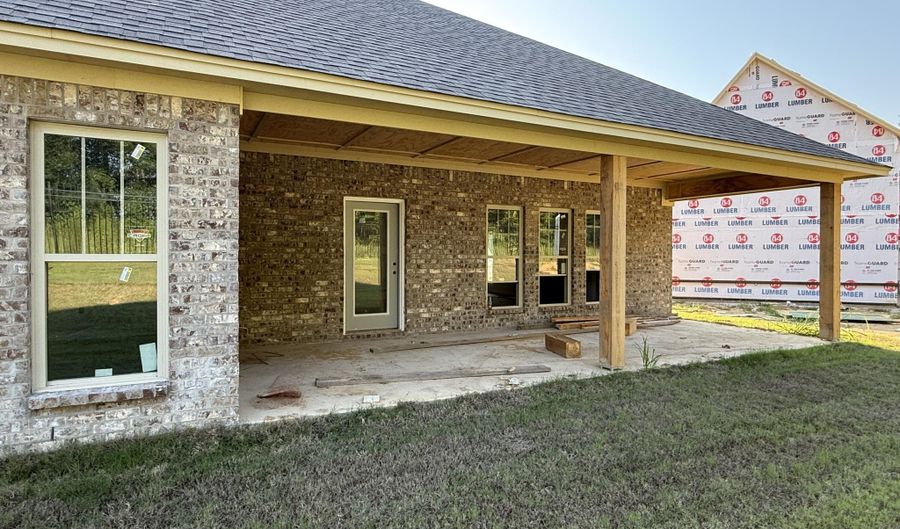 402 Hyde Park Cv, Brandon, MS 39042 - 4 Beds, 2 Bath