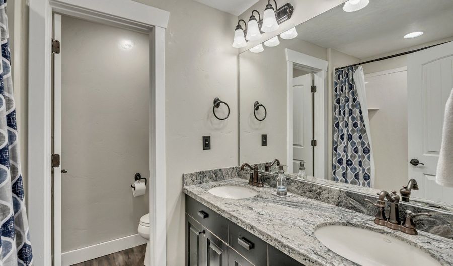 3702 W WASATCH, Bluffdale, UT 84065 - 10 Beds, 8 Bath