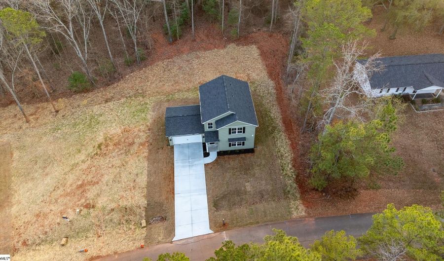 122 Guest Cir, Anderson, SC 29621 - 3 Beds, 3 Bath