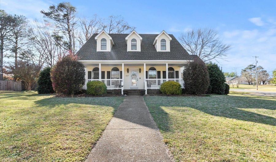 217 Collier Dr, Albertville, AL 35951 - 4 Beds, 3 Bath