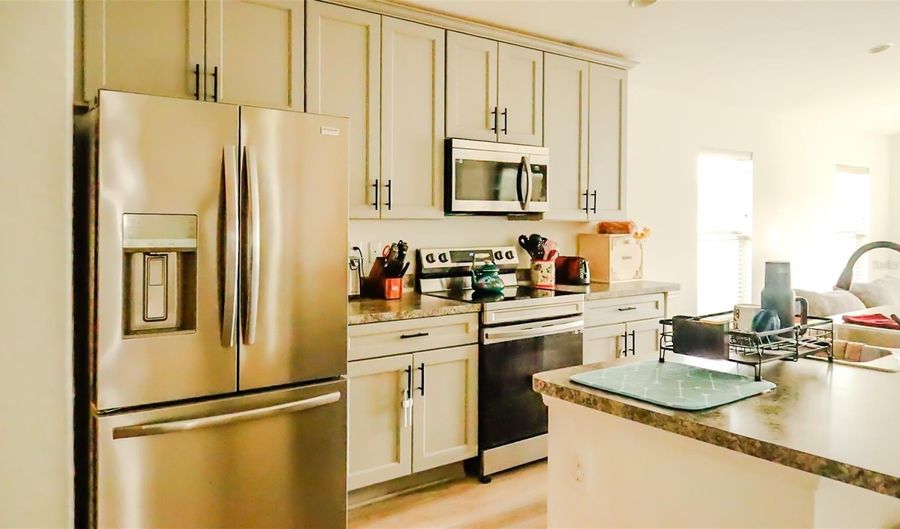 1317 KESTREL Ct, Avon Park, FL 33825 - 4 Beds, 2 Bath