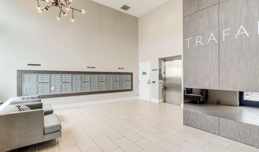 989 S BUCHANAN St 409, Arlington, VA 22204 - 1 Beds, 1 Bath