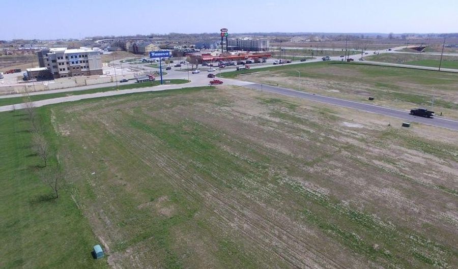 1929 Isaac Newton Drvie Lot #1, Ames, IA 50010 - 0 Beds, 0 Bath