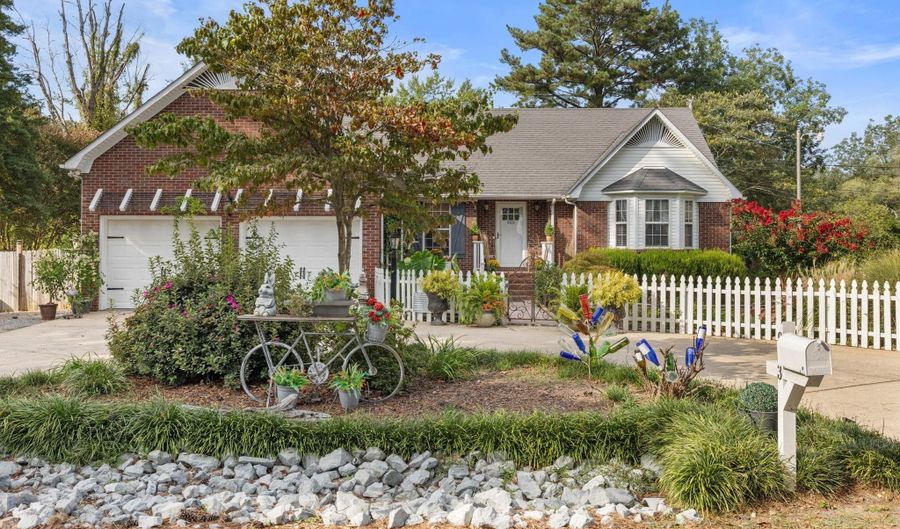 903 Brahma St, Athens, AL 35611 - 3 Beds, 2 Bath