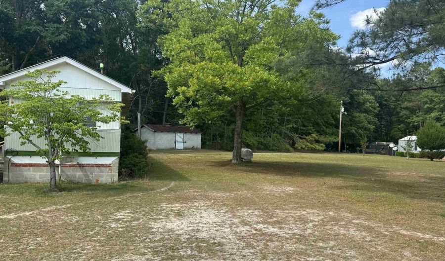 1231 A Seegars Mill Rd, Camden, SC 29020 - 3 Beds, 1 Bath