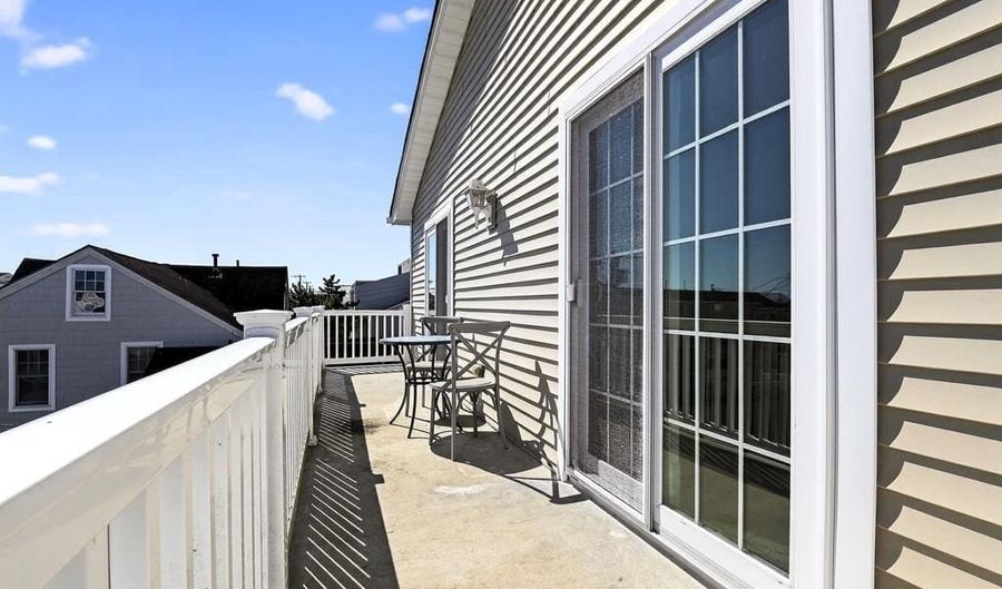 3311 SIMPSON Ave, Ocean City, NJ 08226 - 4 Beds, 2 Bath