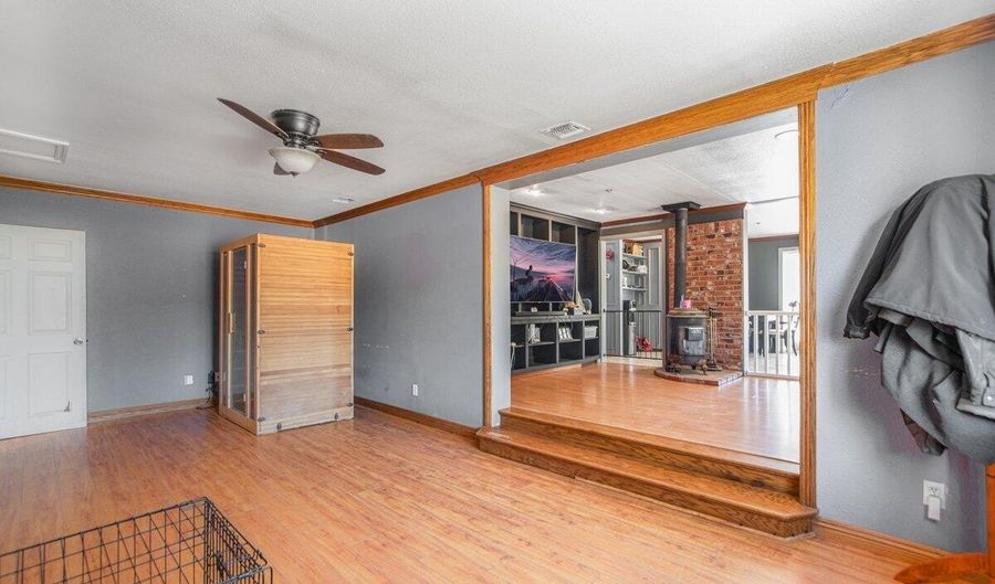 809 Berncastle Rd, Acton, CA 93510 - 3 Beds, 2 Bath