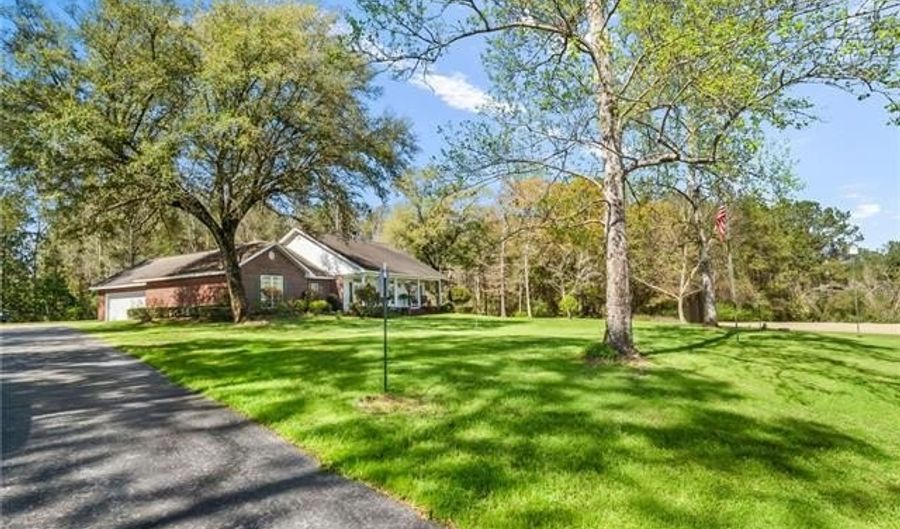 19503 PINEWOOD Rd, Bogalusa, LA 70427 - 3 Beds, 2 Bath