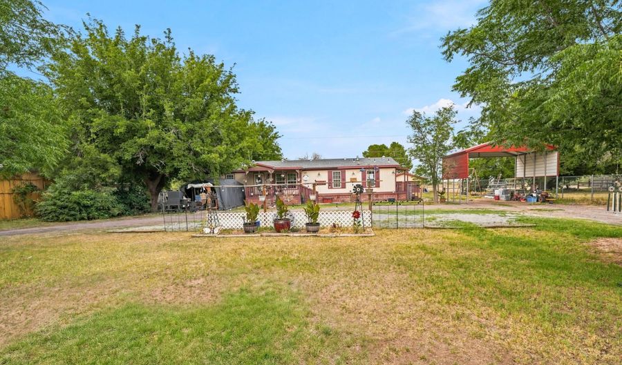 516 CHISOM Dr, Anthony, TX 79821 - 3 Beds, 2 Bath