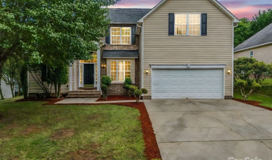 24 Yorktown Cir, Arden, NC 28704 - 3 Beds, 3 Bath