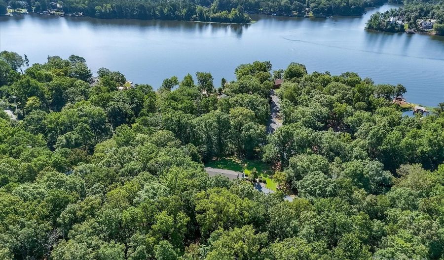 23353 Lake Tillery Rd, Albemarle, NC 28001 - 3 Beds, 3 Bath