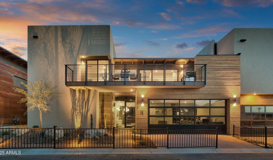 6525 E CAVE CREEK Rd 14, Cave Creek, AZ 85331 - 3 Beds, 4 Bath