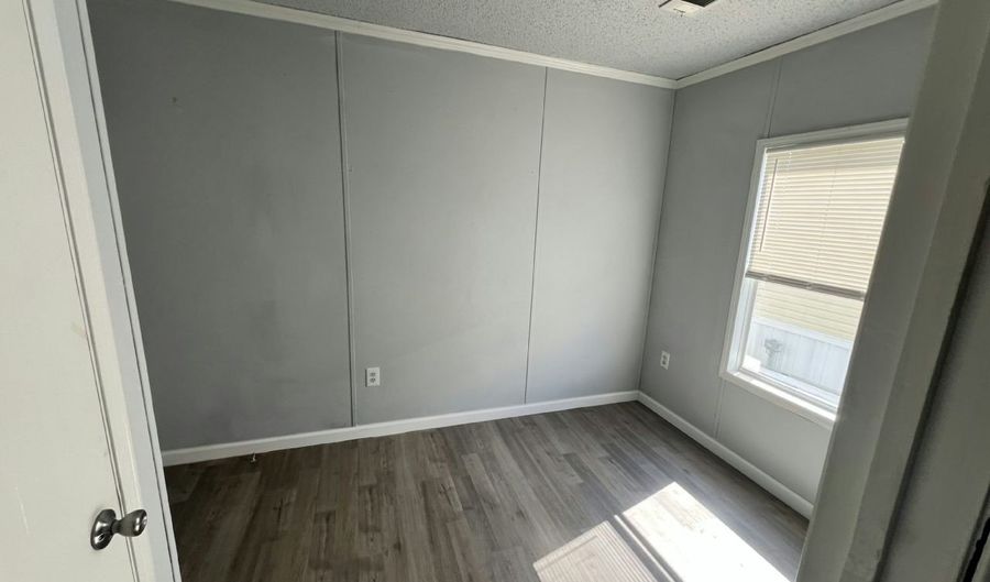 2228 Chicago Cubs St 2228, Avon Park, FL 33825 - 1 Beds, 1 Bath