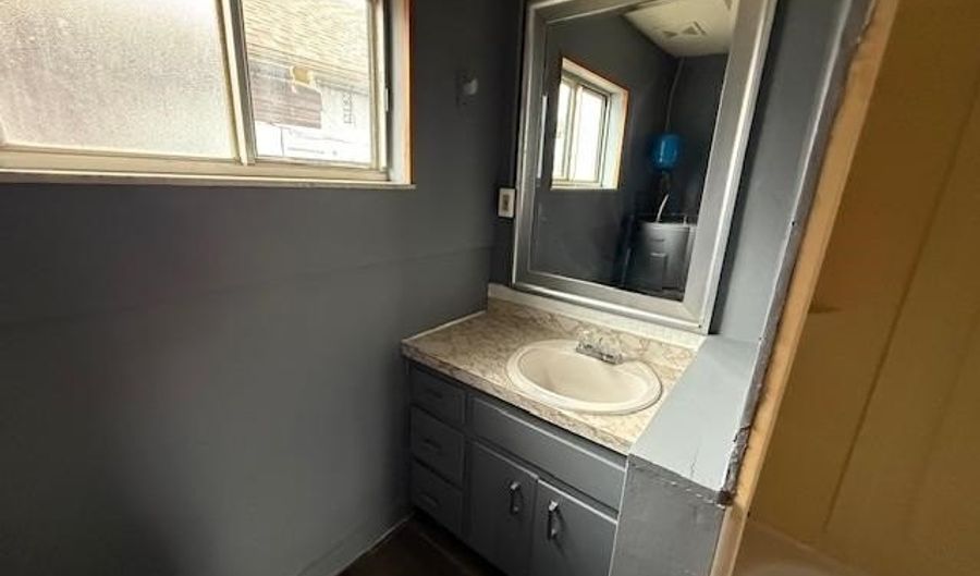 341 31st St, Ashland, KY 41101 - 0 Beds, 0 Bath