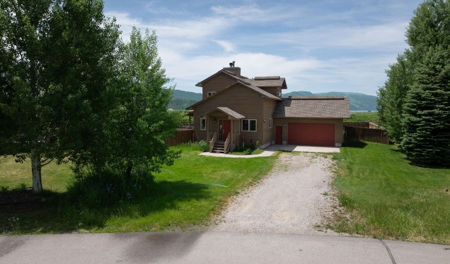 708 PALISADES Ln, Alpine, WY 83128 - 3 Beds, 2 Bath