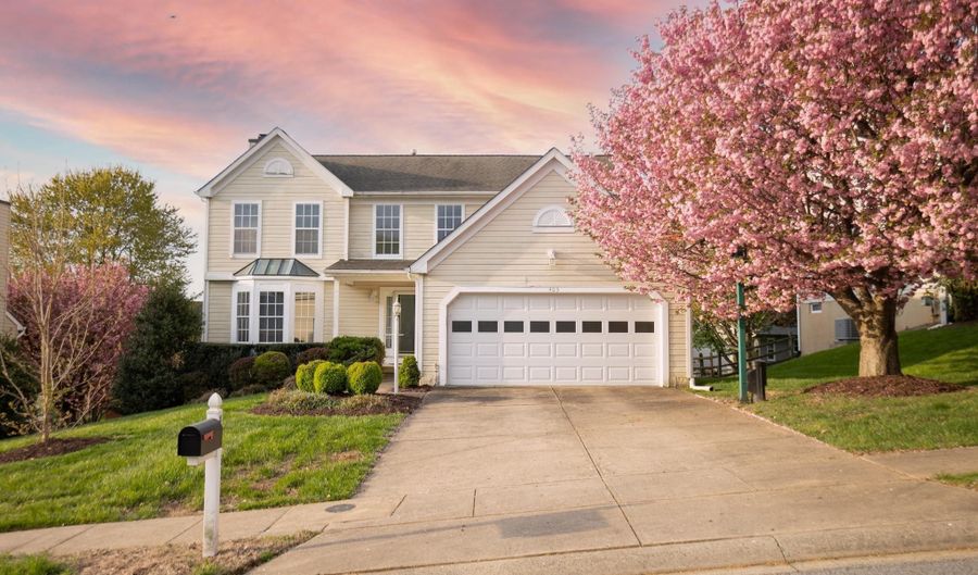 405 GOLDEN OAKS Ct, Bel Air, MD 21015 - 4 Beds, 3 Bath
