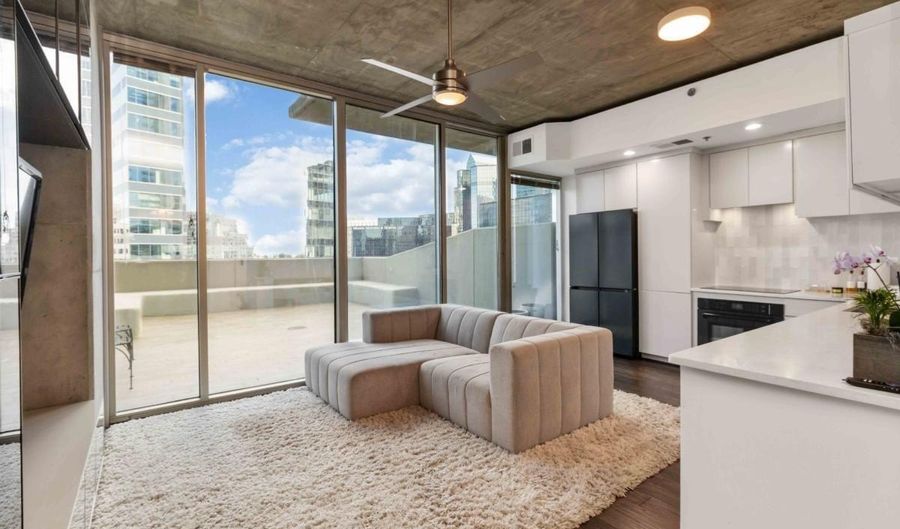 3324 Peachtree Rd NE 815, Atlanta, GA 30326 - 1 Beds, 1 Bath