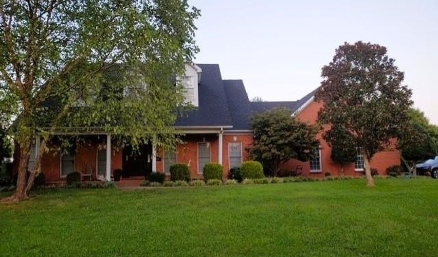 218 Cambridge Grove Cir, Alvaton, KY 42122 - 3 Beds, 2 Bath