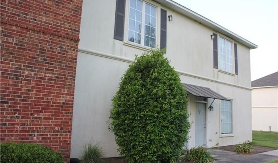4000 LAKE BEAU PRE Blvd 131, Baton Rouge, LA 70820 - 2 Beds, 3 Bath