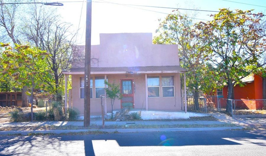 202 W Gallego, Alpine, TX 79830 - 2 Beds, 1 Bath